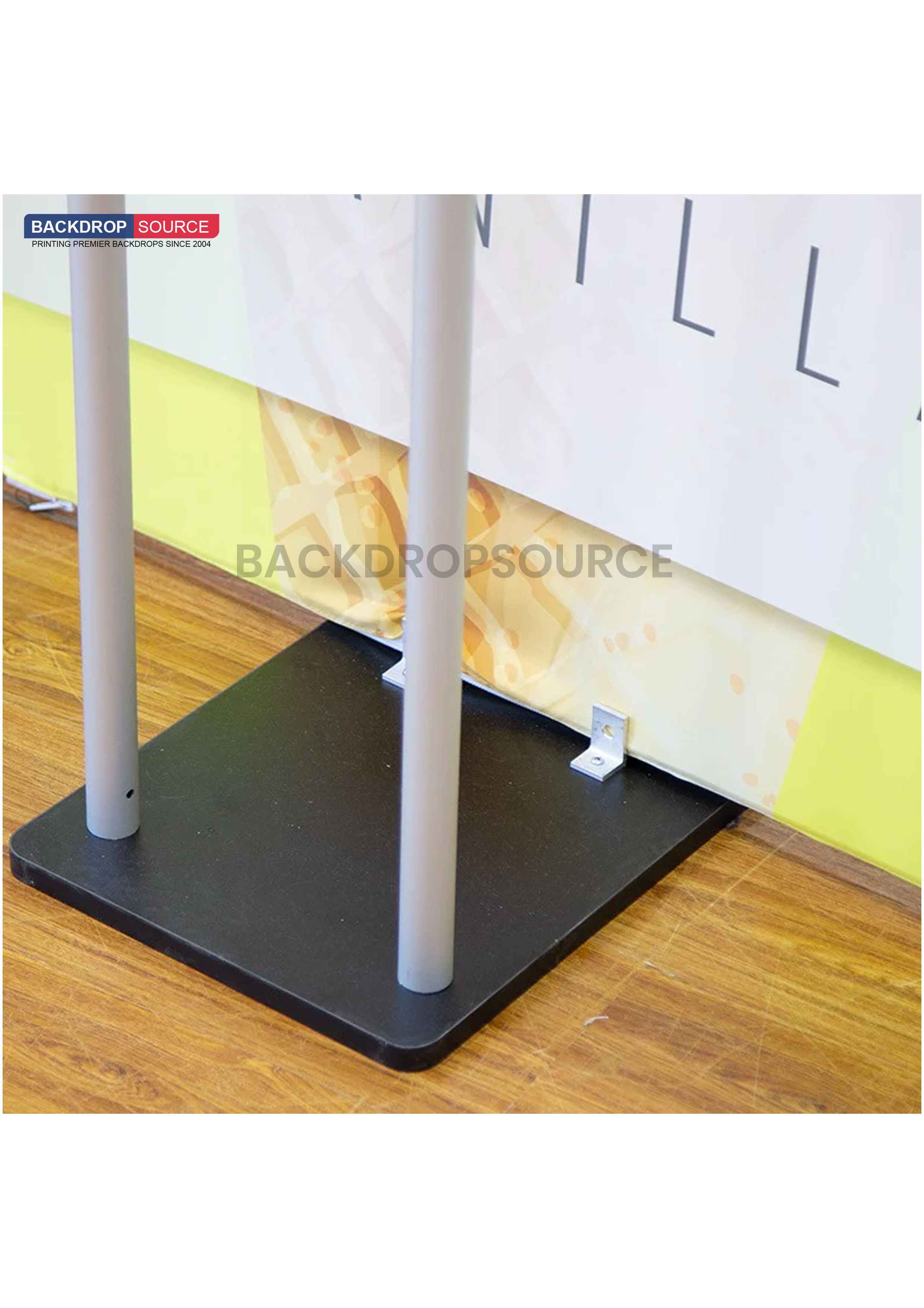 Portable Exhibit Display - S shape.