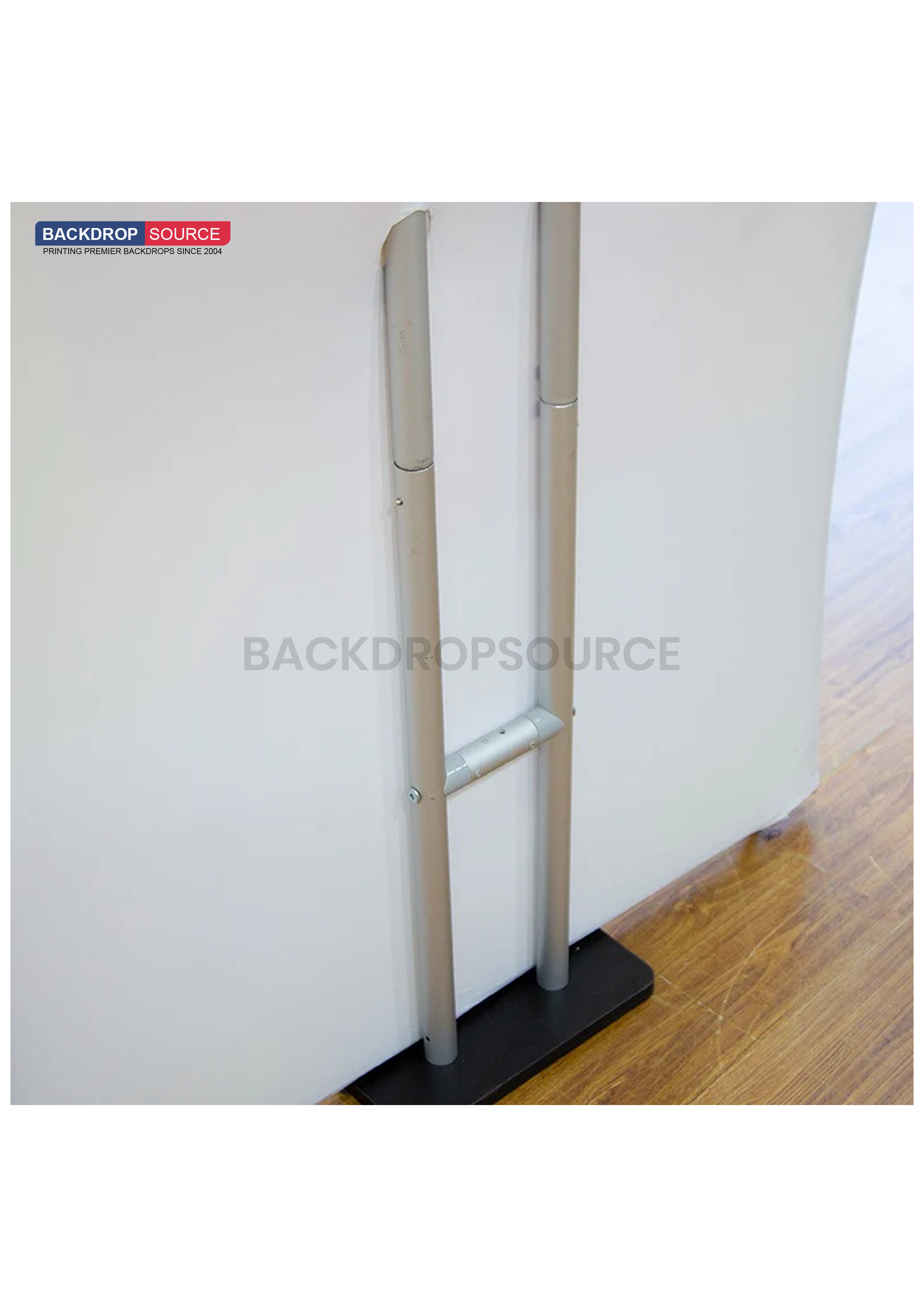Portable Exhibit Display - S shape.